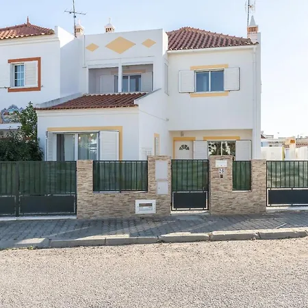 Moradia Rainbow By Algarvemanta * Manta Rota